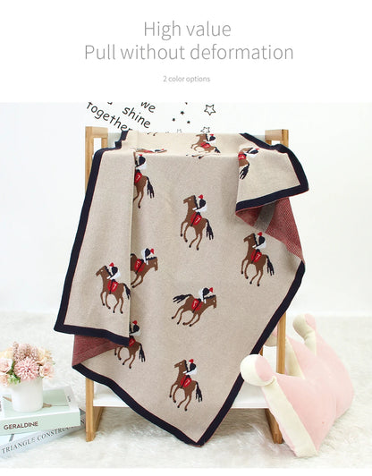 Manta de bebê tricotada, fofa, com desenho animado, macia e quentinha, ideal para enrolar e tomar banho. Mede 100 x 80 cm e pode ser usada como cobertor ou manta para carrinho de bebê.