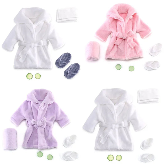 Roupa para recém-nascido ideal para fotografia: roupão de banho respirável, toalha de banho, gorro e pantufas. Conjunto completo para fotos.