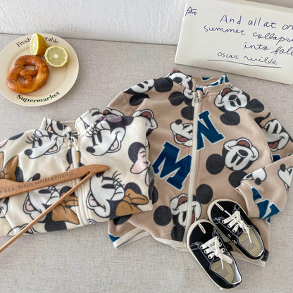 Casacos infantis de manga comprida com estampa de desenho animado para primavera e outono, modelos folgados e casuais para meninos e meninas.