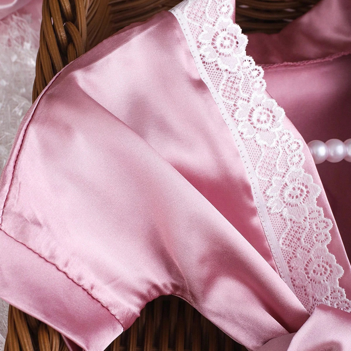 Conjunto de roupa para fotografia de recém-nascido Ylsteed, para menina de 1 mês (100 dias), composto por roupão de renda com laço, turbante, gorro e pantufas.