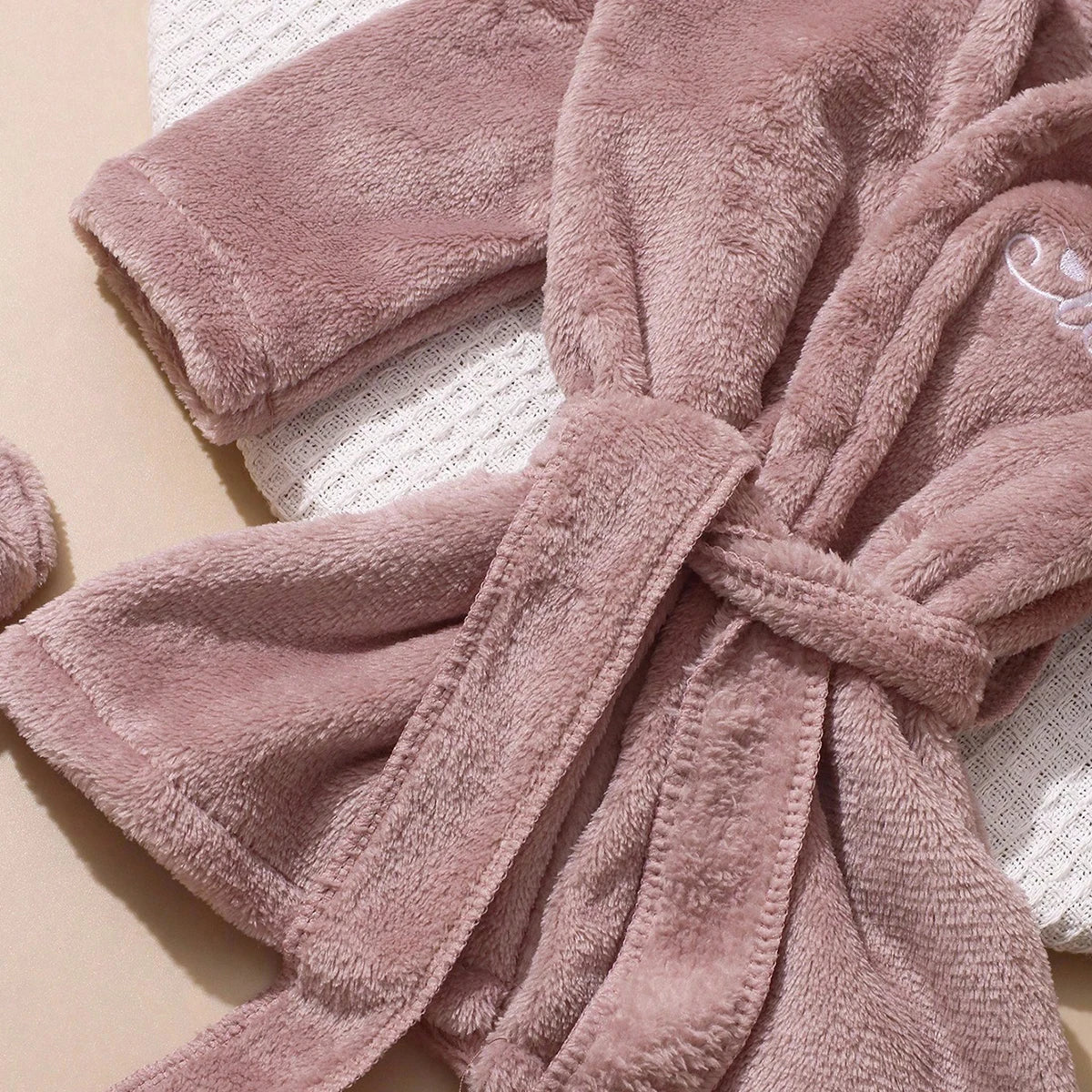 Roupão de banho Ylsteed para fotografia de recém-nascidos com turbante e pantufas, bordado "Love", pijama para bebê menina, roupa para ensaio fotográfico infantil.