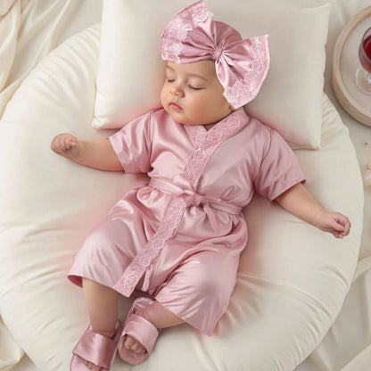 Conjunto de roupa para fotografia de recém-nascido Ylsteed, para menina de 1 mês (100 dias), composto por roupão de renda com laço, turbante, gorro e pantufas.
