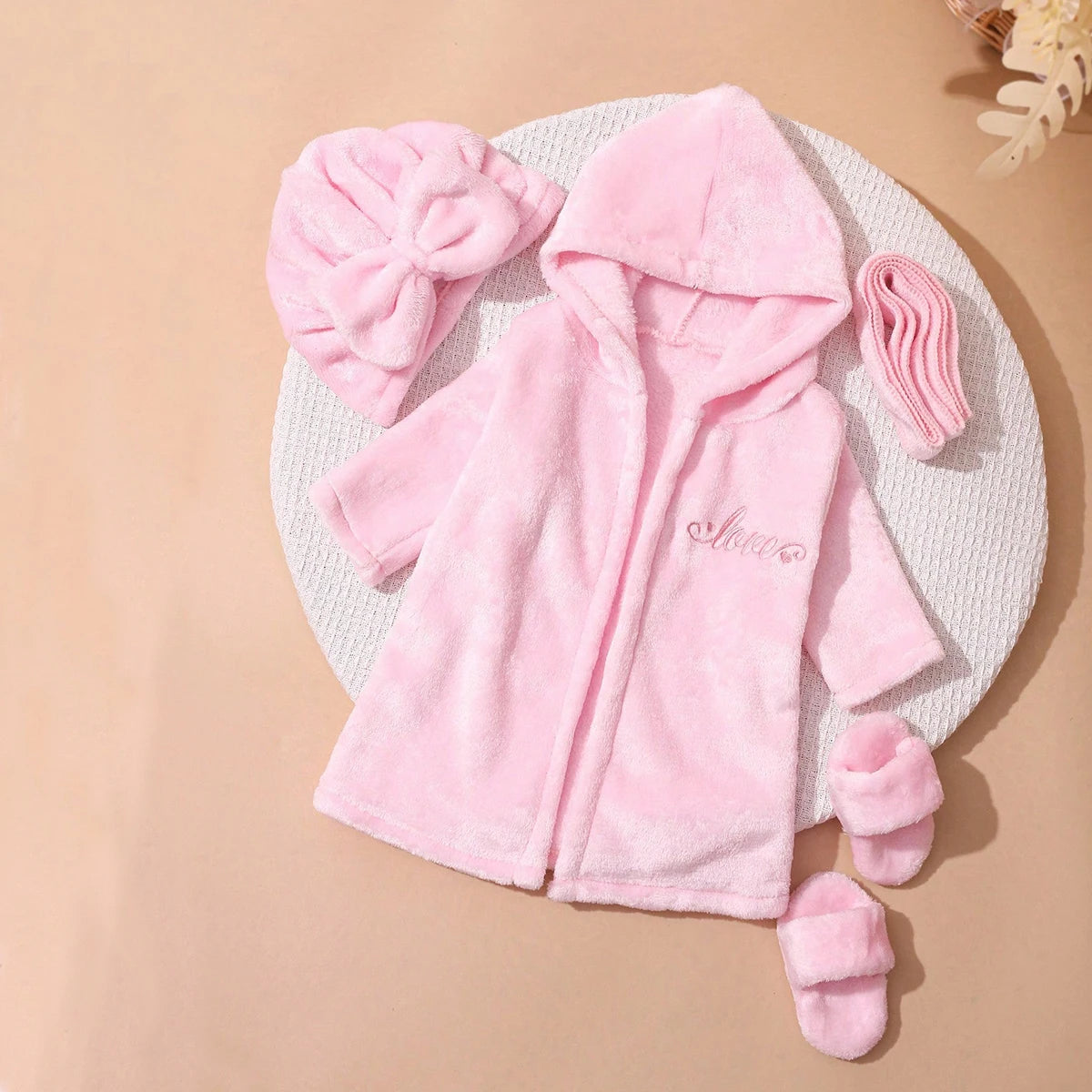 Roupão de banho Ylsteed para fotografia de recém-nascidos com turbante e pantufas, bordado "Love", pijama para bebê menina, roupa para ensaio fotográfico infantil.