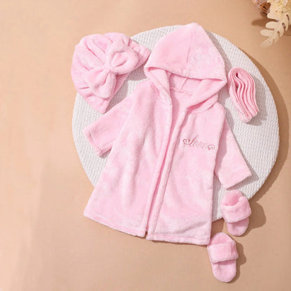 Roupão de banho Ylsteed para fotografia de recém-nascidos com turbante e pantufas, bordado "Love", pijama para bebê menina, roupa para ensaio fotográfico infantil.
